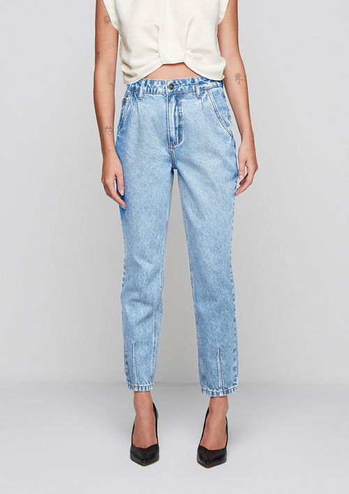 Calça Jeans Mom Cintura Alta Com Bolsos - Azul Claro