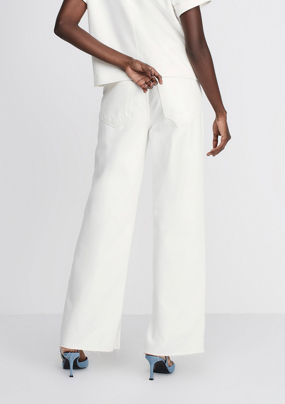 Calça Jeans Off White Wide Leg com Cinto Lez a Lez - Pole Modas