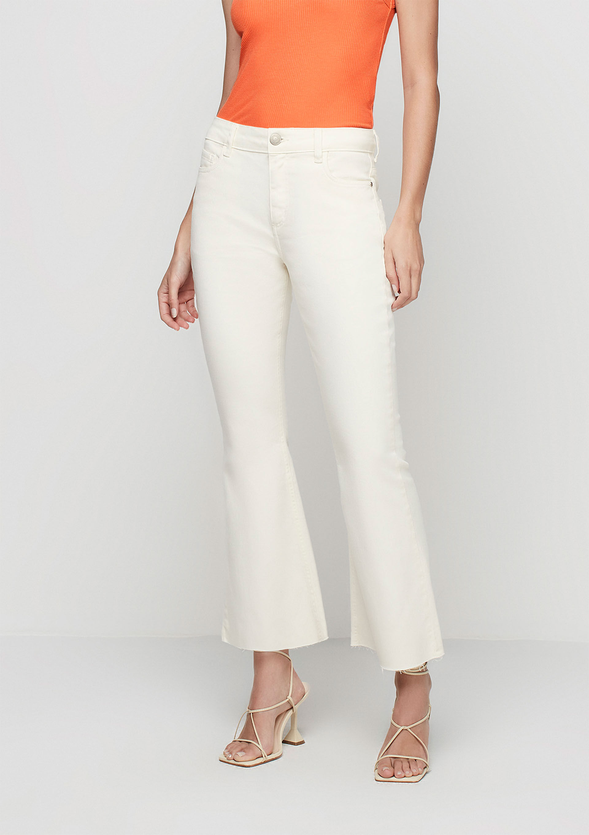 Calça Flare White Jeans - Off White - Zinzane